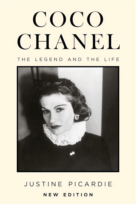 libro chanel|Coco Chanel : The Legend and the Life .